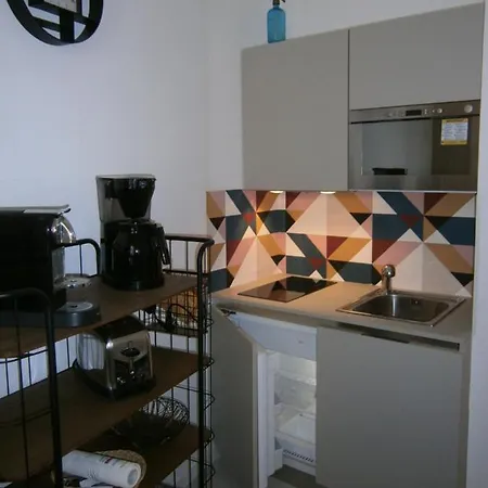 Apartment 2 Pieces Coeur Vieil